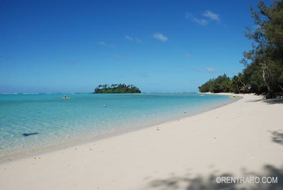 A five minute walk from Muri’s gorgeous lagoon